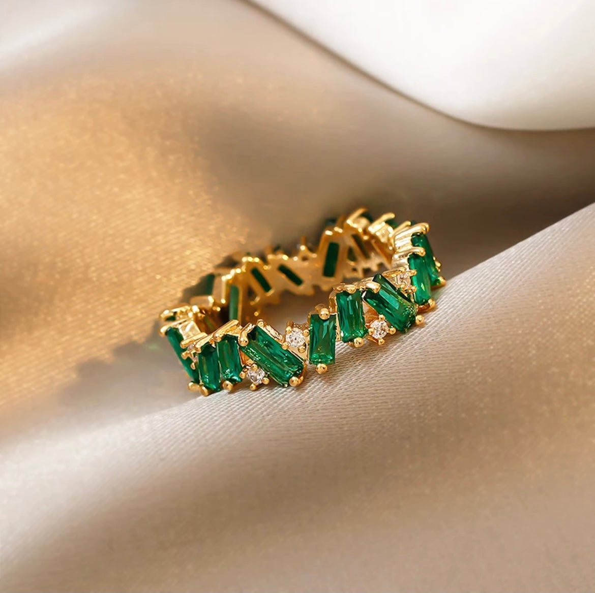 SOPHIA GREEN GOLD RING